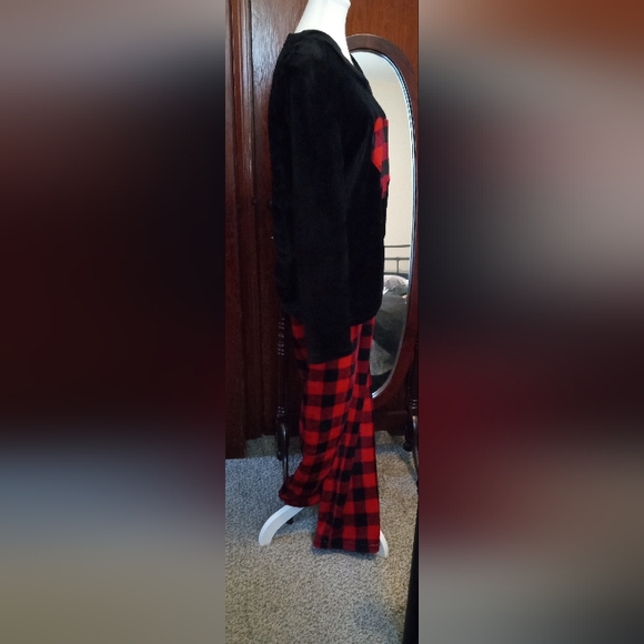 Buffalo Plaid Fleece Pajamas - Picture 2 of 9